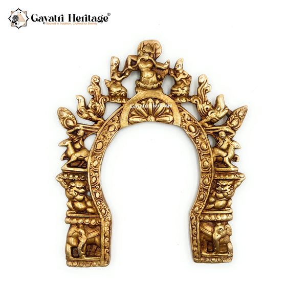 Brass Prabhavali Frame / Arch – Traditional Spiritual Wall Accent | Gayatri Heritage