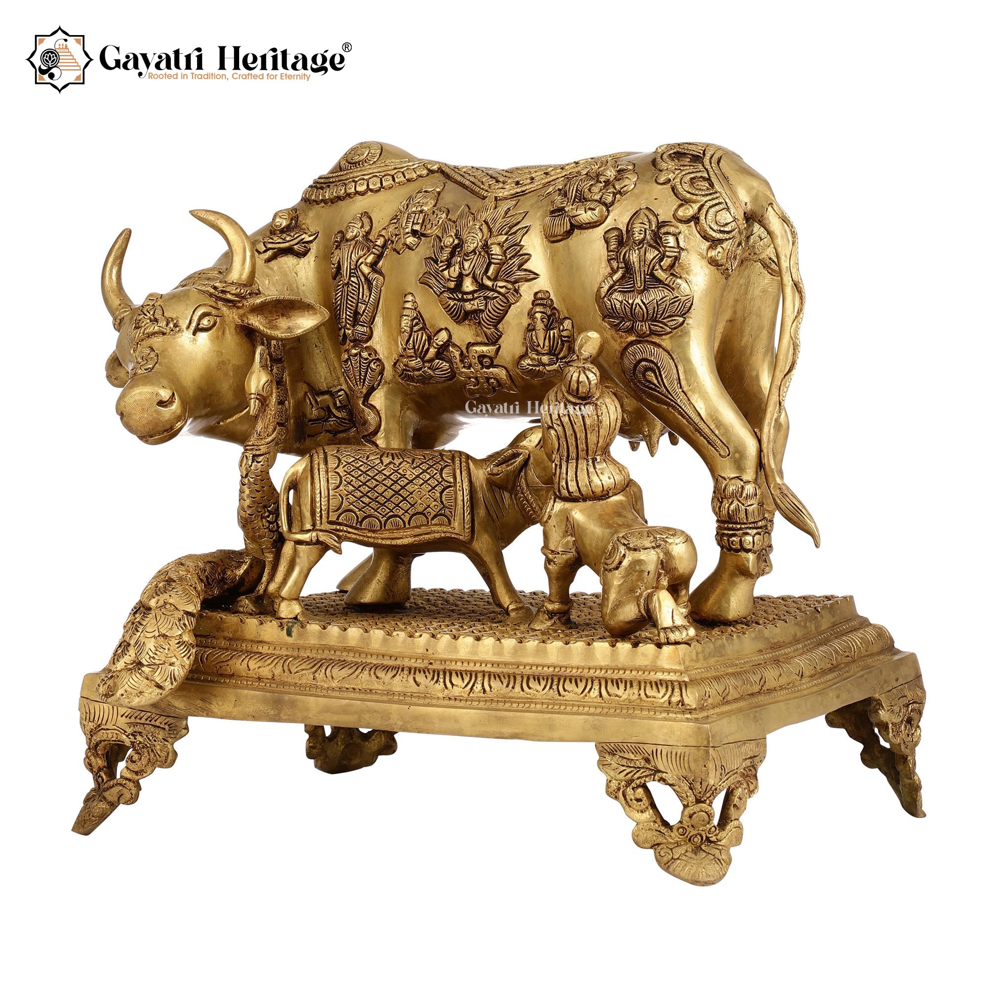 Brass Cow and Calf – Exquisite Craftsmanship in Superfine Quality | Gayatri Heritage