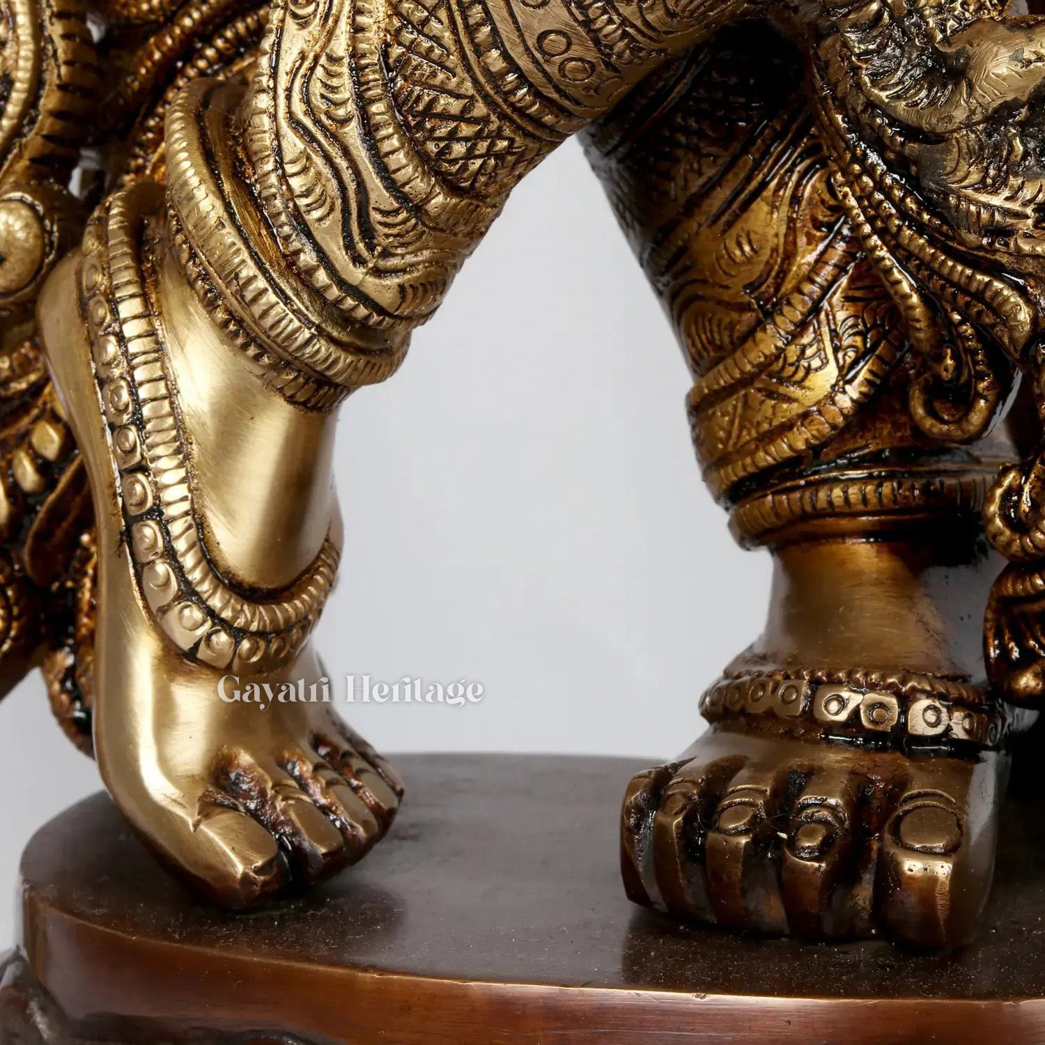 Brass Radha Krishna with Arch – Divine Love Idol | Gayatri Heritage