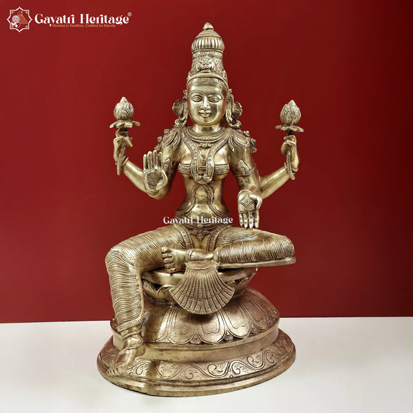 Brass Lakshmi Idol – Divine Prosperity Statue | Gayatri Heritage