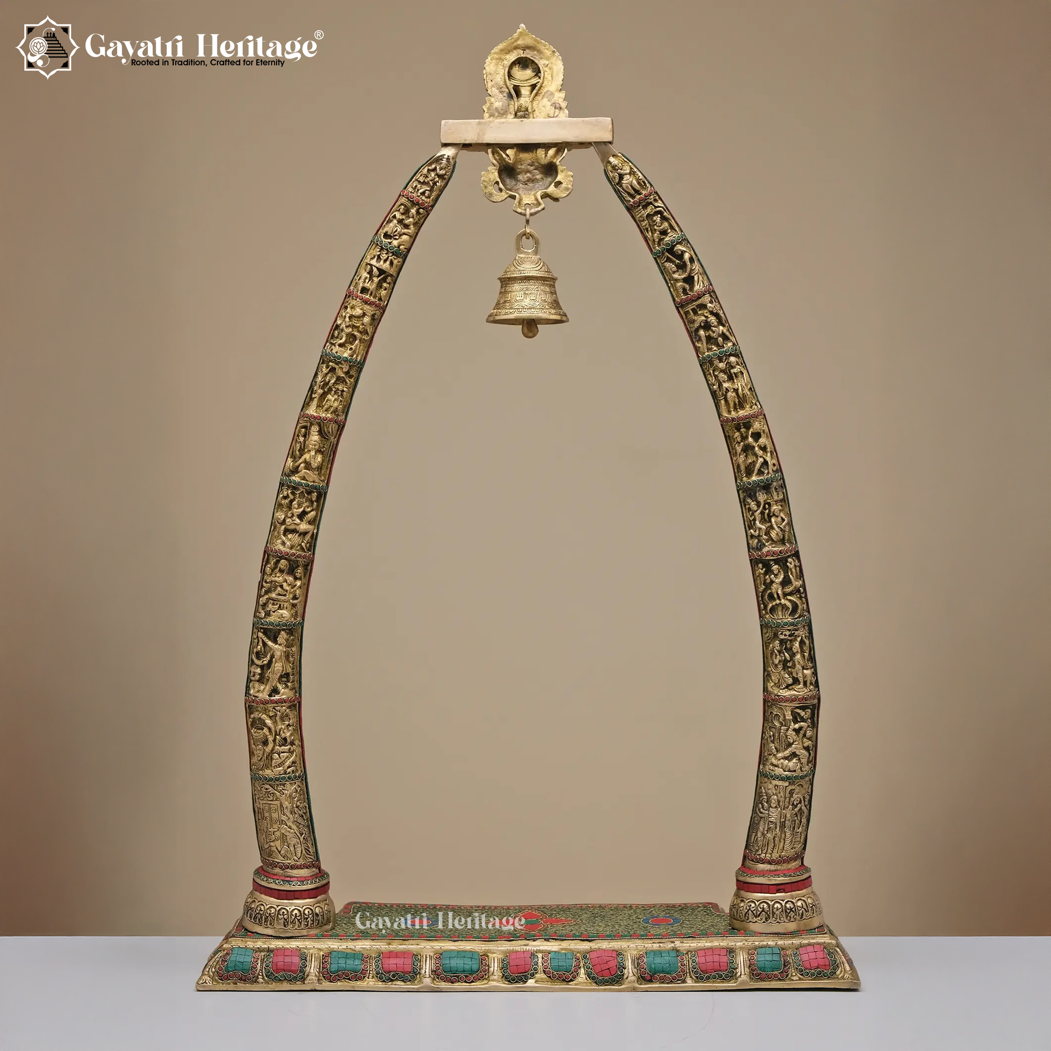 Brass Arch with Base – Elegant Decorative Sculpture