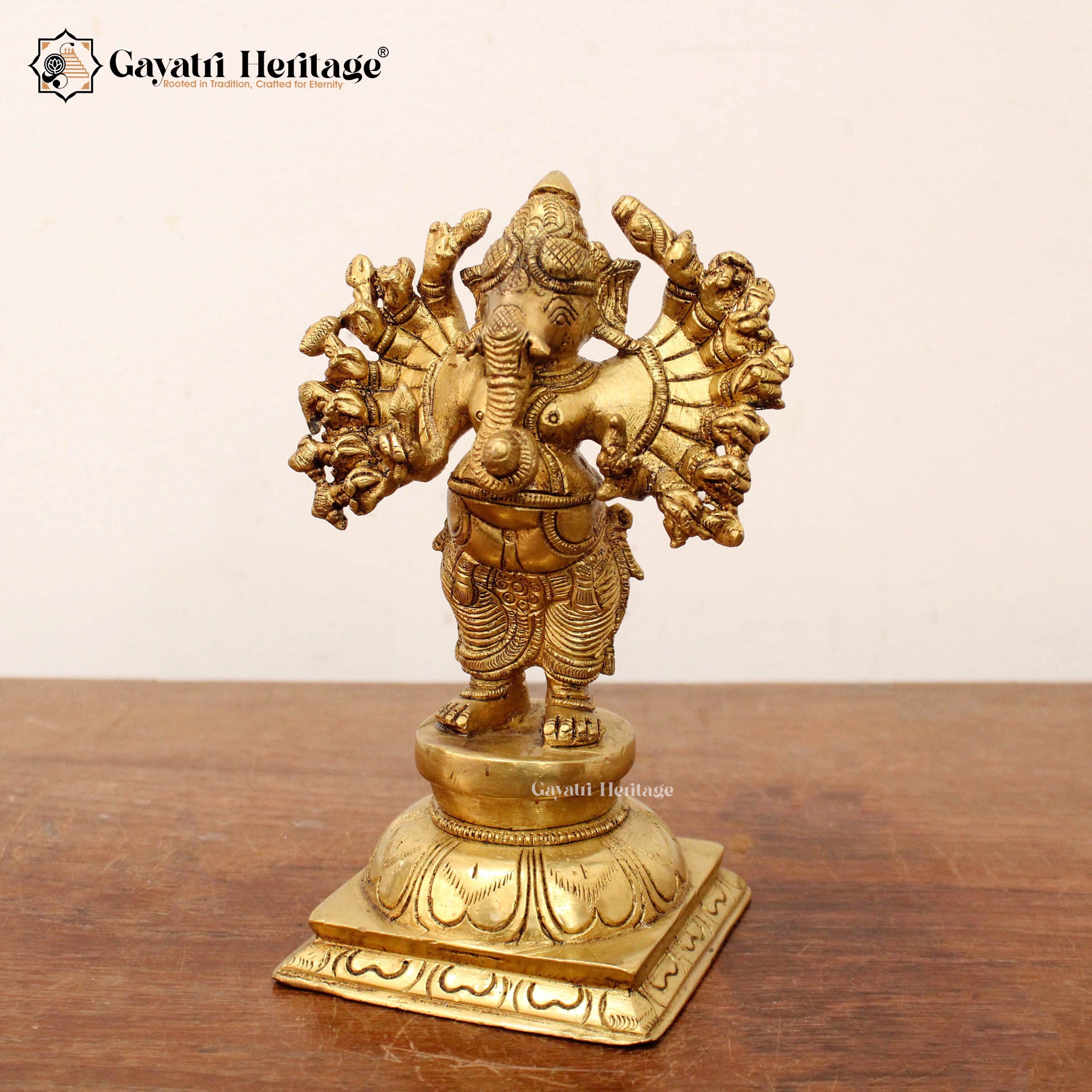 Brass 18 Hands Vinayagar Statue – Powerful Divine Form