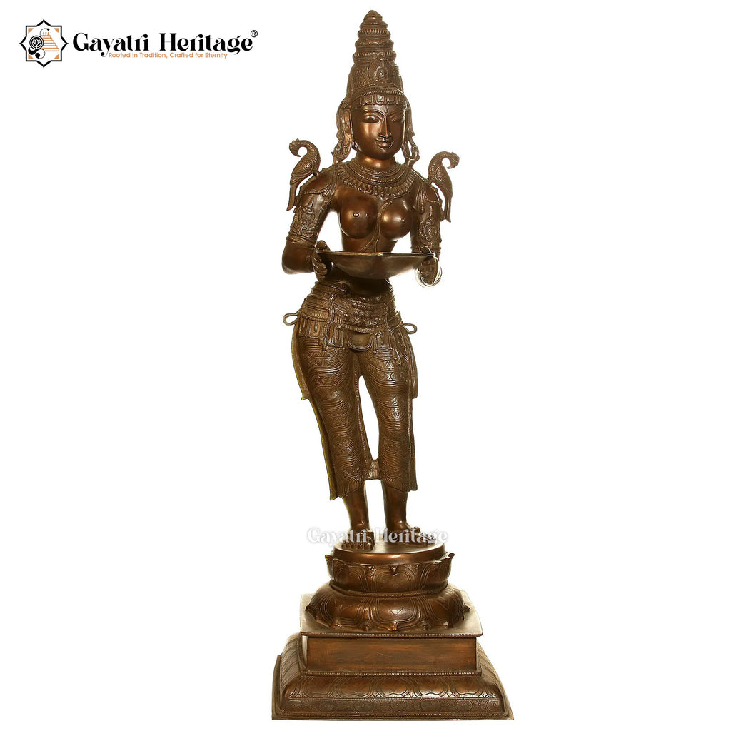 Brass Large Size Deep Lady Figurine – Elegant Traditional Decor