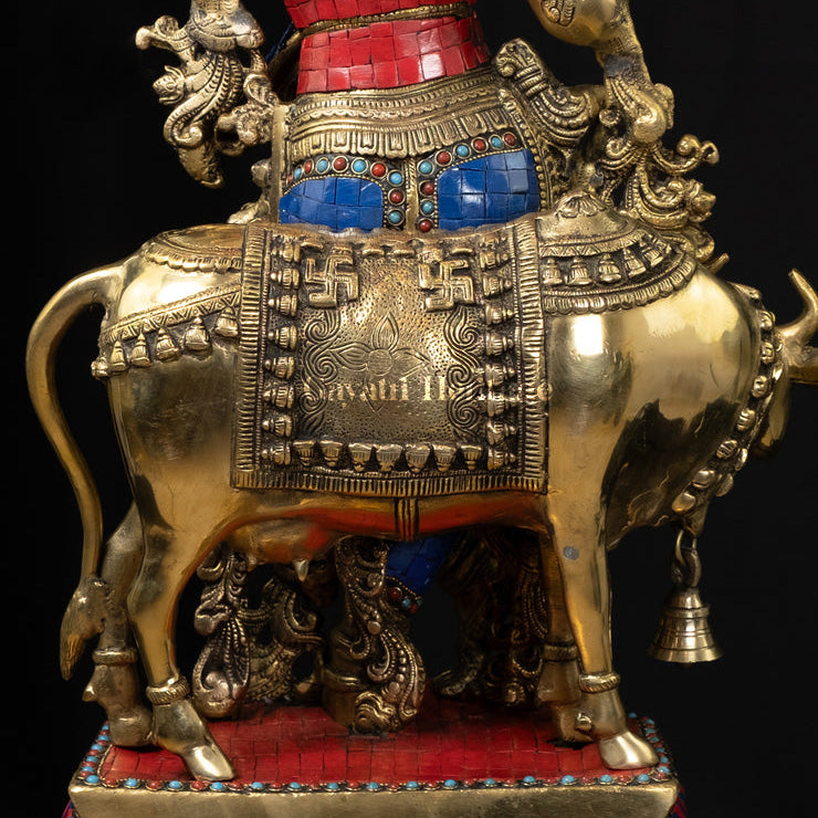 Krishna Muralidhara Playing His Flute Brass Cow Krishna with Vibrant Stone Finish – Divine Melody and Artistic Craftsmanship | Gayatri Heritage