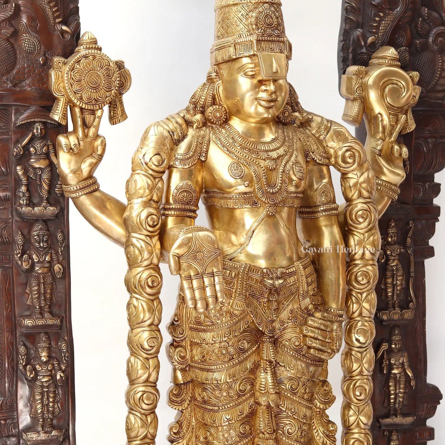 Brass Venkatshwara Idol with Prabhavali – Sacred Divine Décor | Gayatri Heritage
