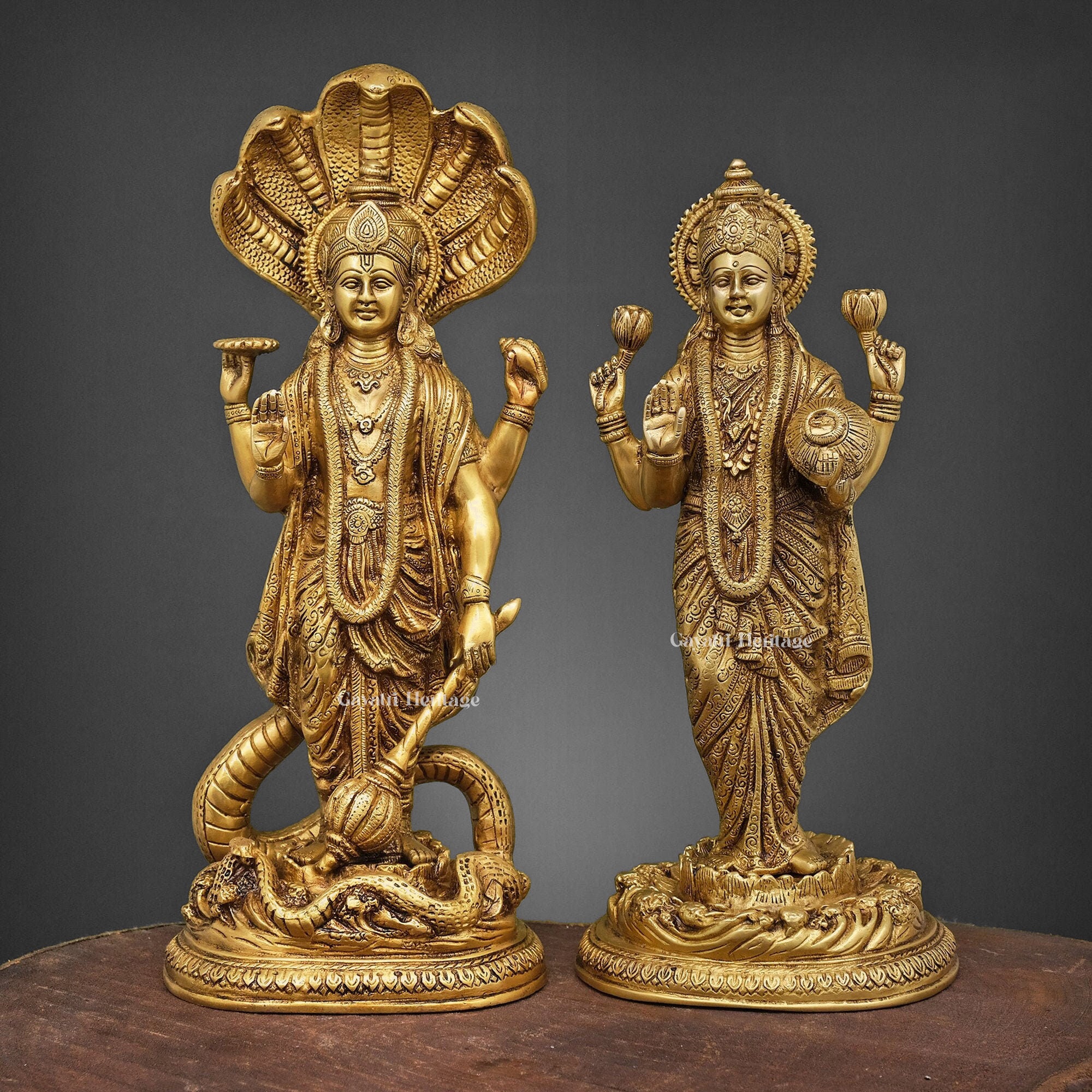 Brass Vishnu Laxmi Statue – Divine Blessings for Home