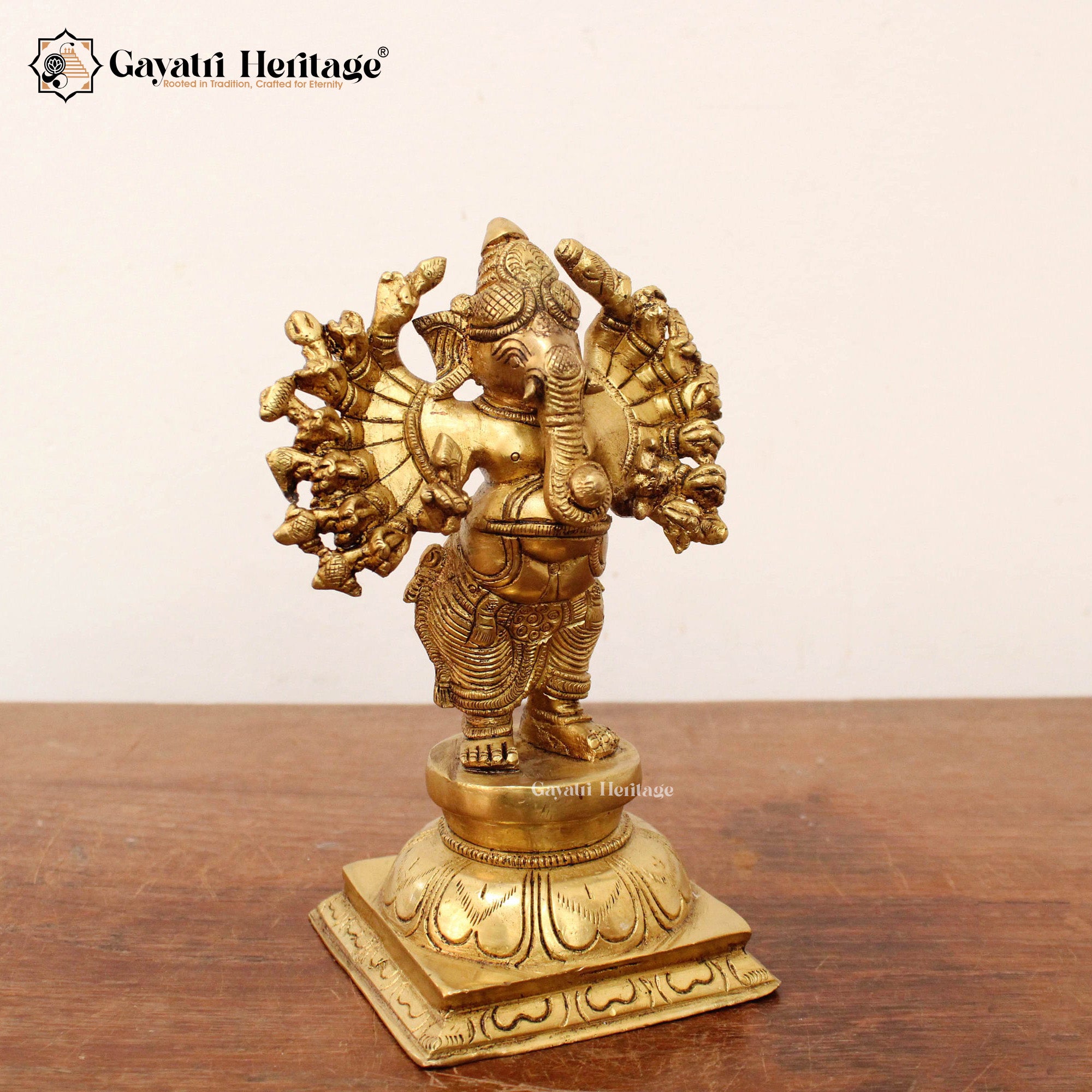 Brass 18 Hands Vinayagar Statue – Powerful Divine Form