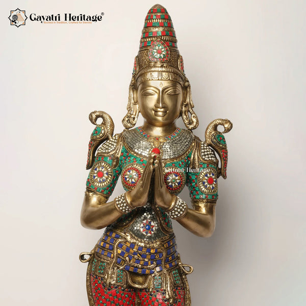 Brass Welcome Lady Statue with Stone Work – Divine Greeting Décor | Gayatri Heritage