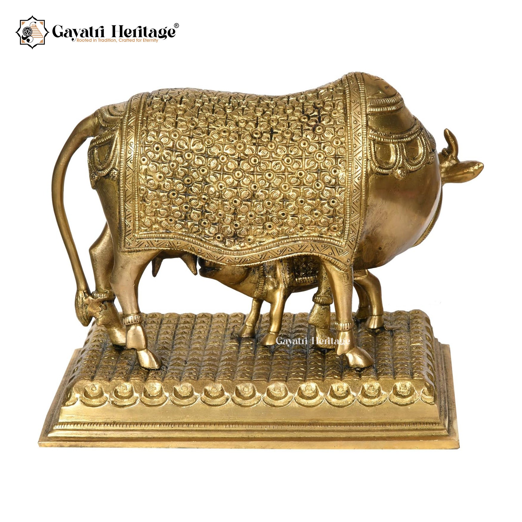 Brass Cow and Calf – Traditional Religious Figurine | Gayatri Heritage