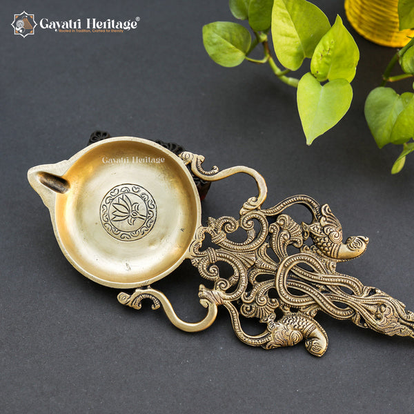 Brass Spoon – Elegant Ritual Serving Spoon | Gayatri Heritage