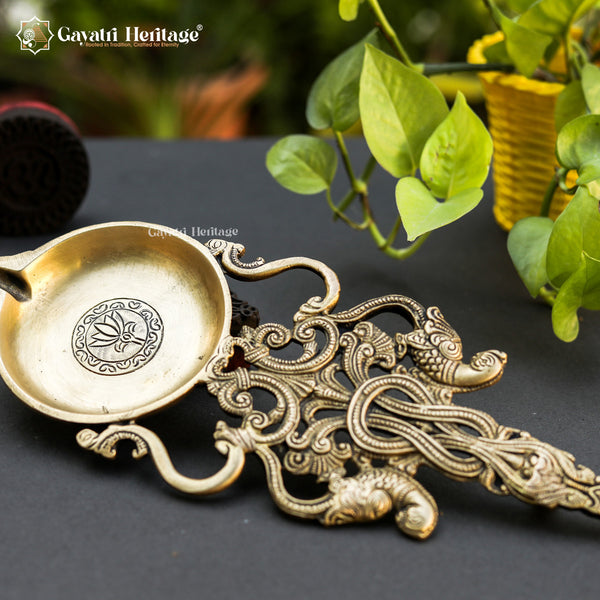 Brass Spoon – Elegant Ritual Serving Spoon | Gayatri Heritage