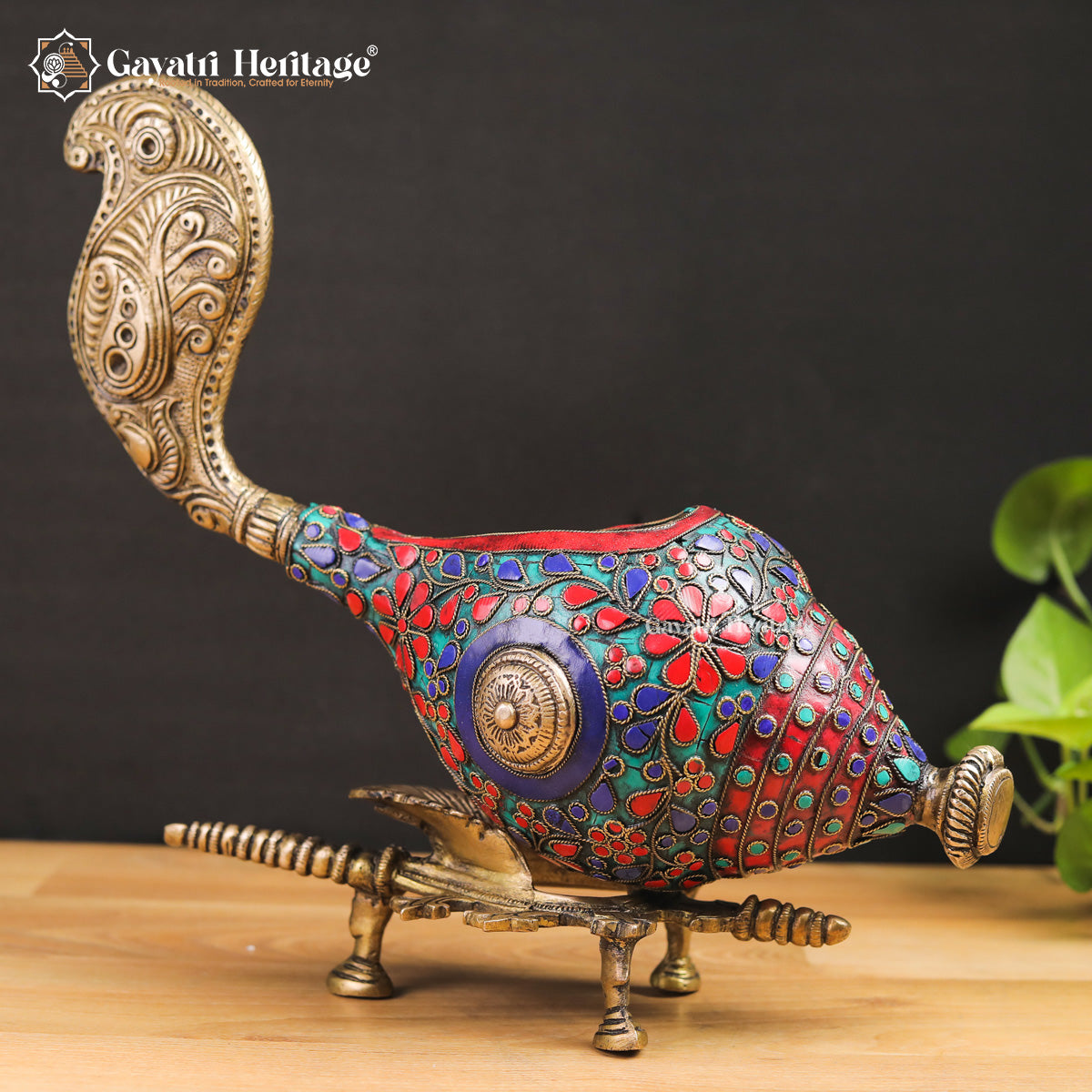 Brass Shankh with Stone Work – Divine Religious Décor | Gayatri Heritage