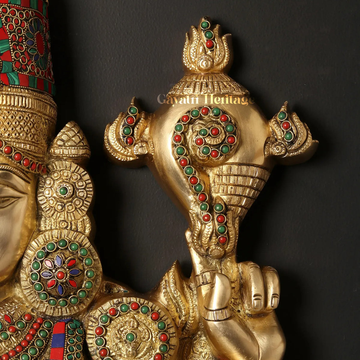 Brass Lord Venkateshwara Idol – Sacred Balaji Sculpture | Gayatri Heritage