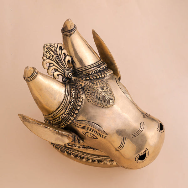 Brass Wall Decor Nandi Head – Symbol of Devotion and Power | Gayatri Heritage