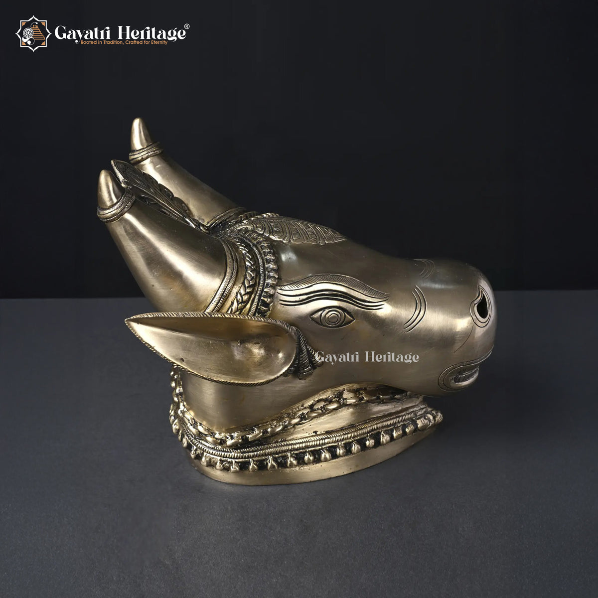 Brass Nandi Head Wall & Table Decor – Divine Bull Sculpture | Gayatri Heritage