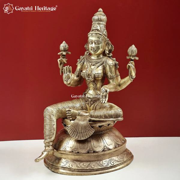 Brass Lakshmi Idol – Divine Prosperity Statue | Gayatri Heritage