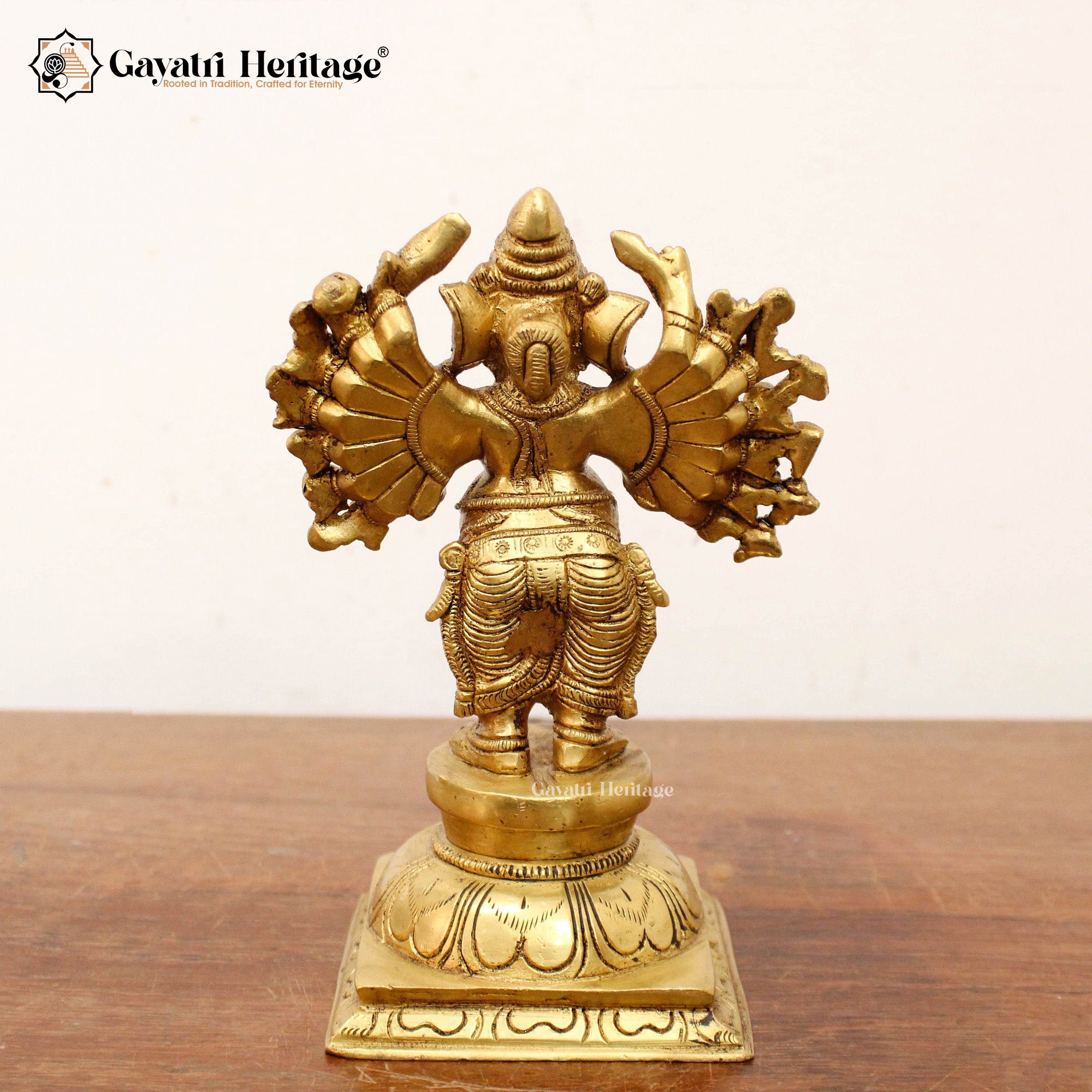 Brass 18 Hands Vinayagar Statue – Powerful Divine Form