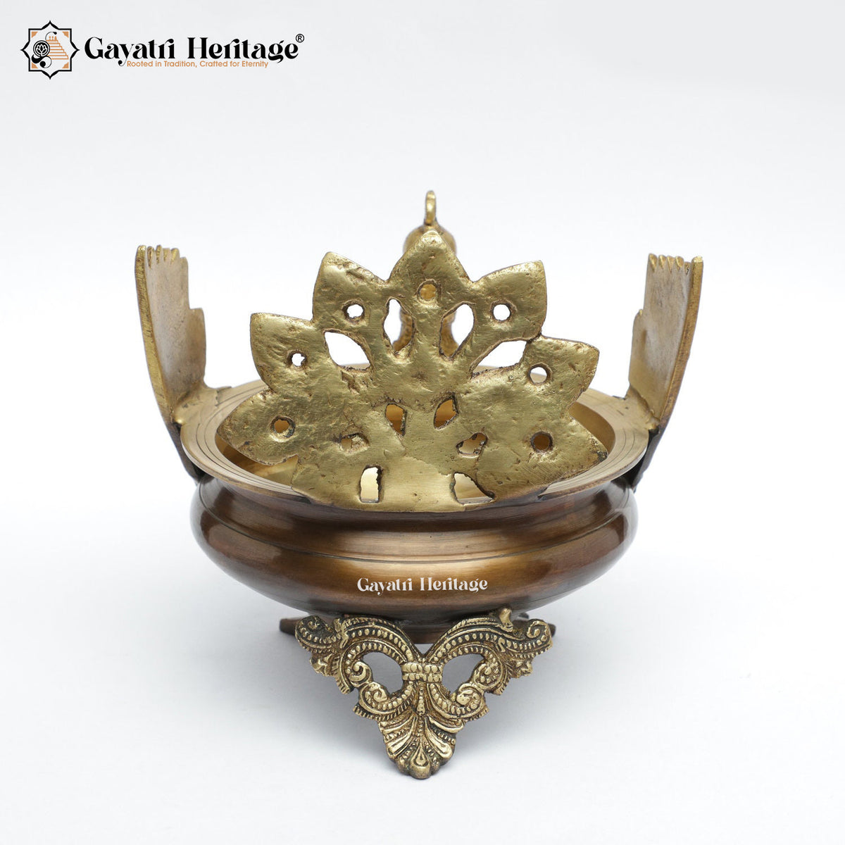 Brass Peacock Design Urli – Traditional Water Décor | Gayatri Heritage