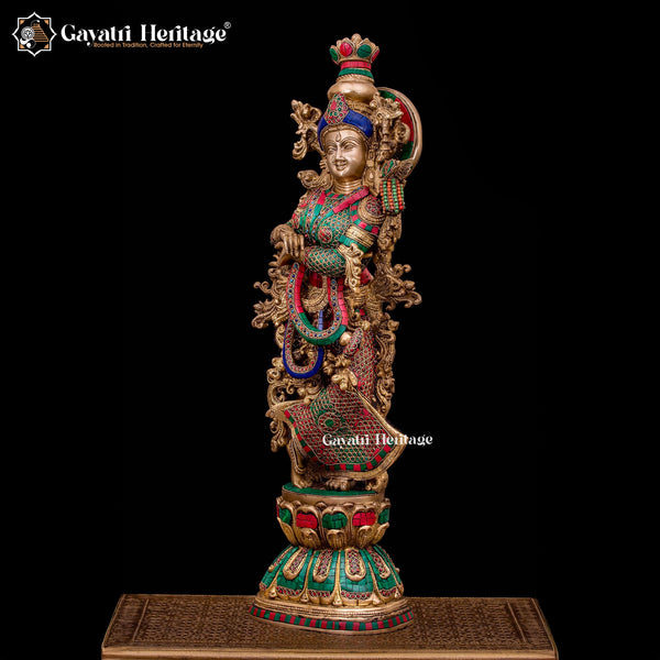 Brass Radha Rani Statue – Graceful Spiritual Sculpture | Gayatri Heritage