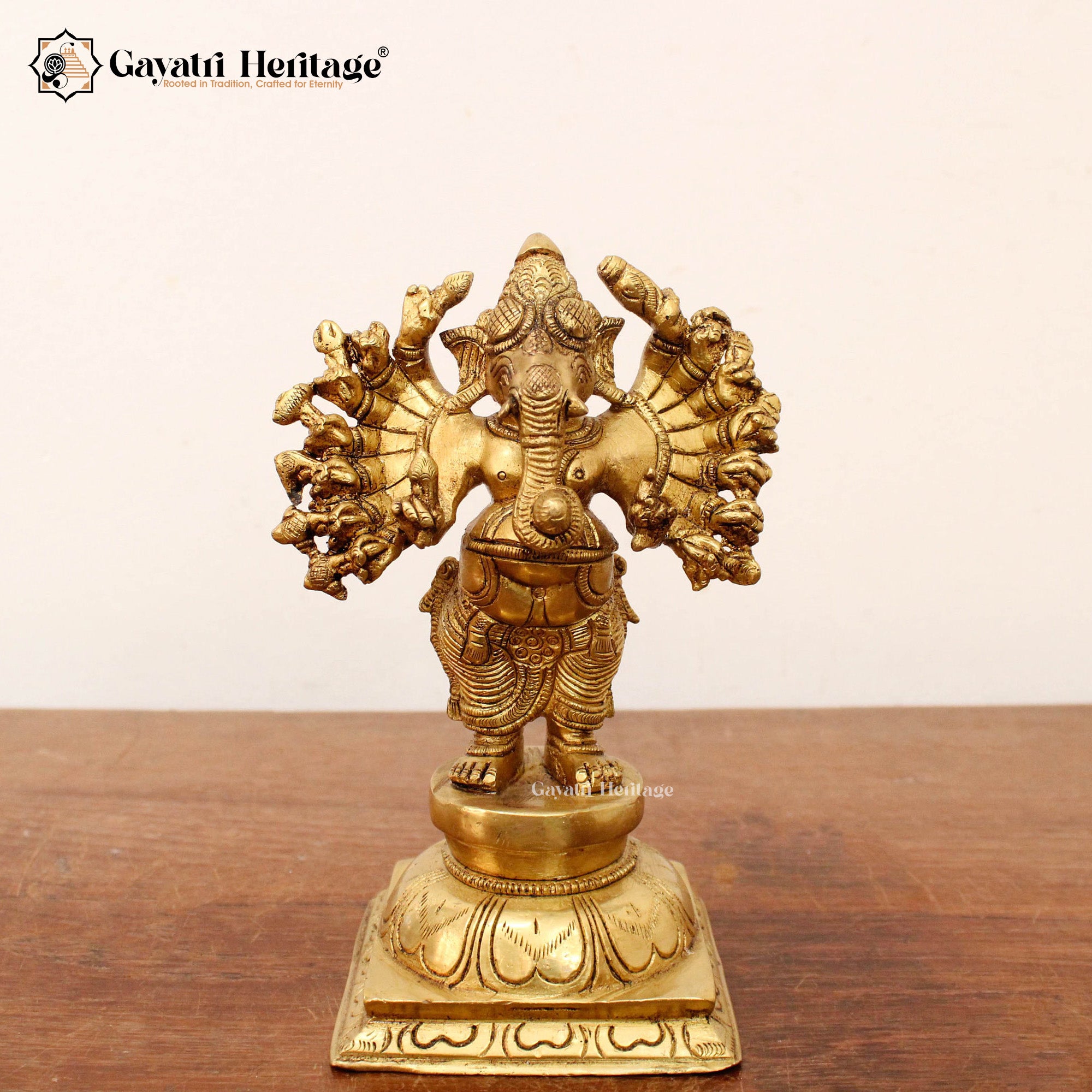 Brass 18 Hands Vinayagar Statue – Powerful Divine Form