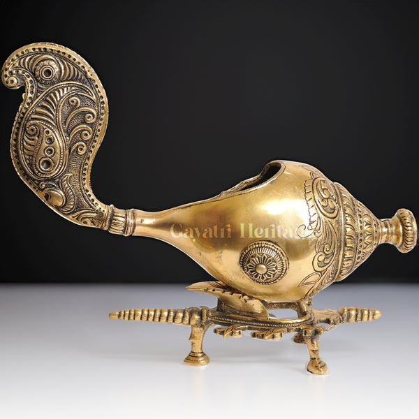 Brass Stylish Conch on Brass Stand – Spiritual Elegance | Gayatri Heritage