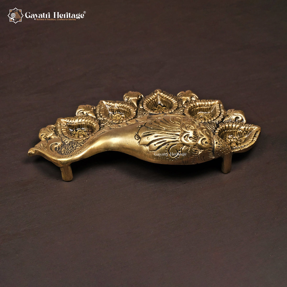 Brass Shankh Diya – Elegant Spiritual Decor | Gayatri Heritage