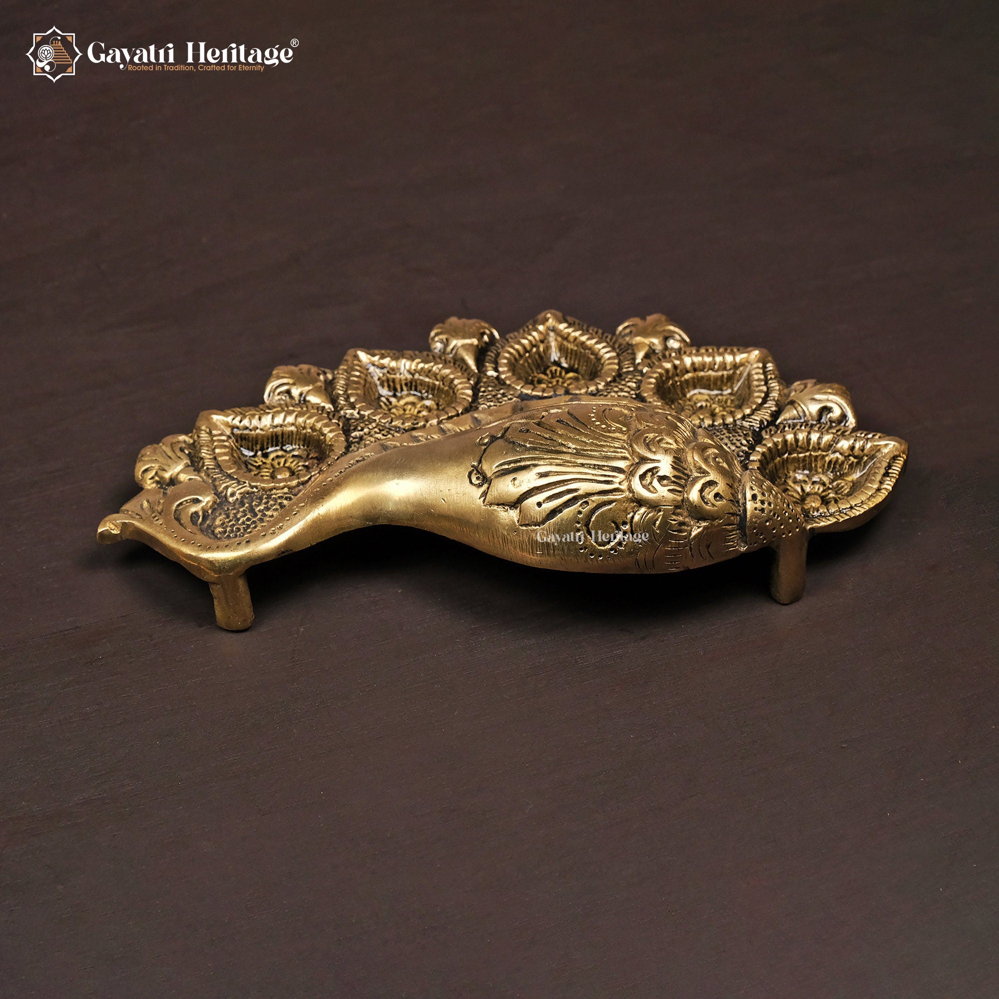 Brass Shankh Diya – Elegant Spiritual Decor | Gayatri Heritage