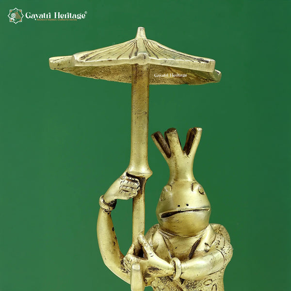 Brass Umbrella Figurine – Unique Decorative Sculpture | Gayatri Heritage