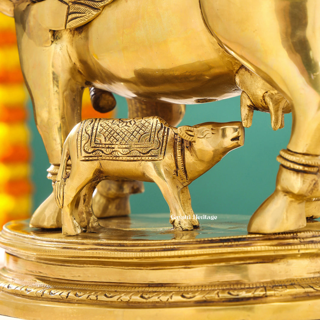 Brass Kamadhenu Cow and Calf – Divine Blessings Symbol | Gayatri Heritage