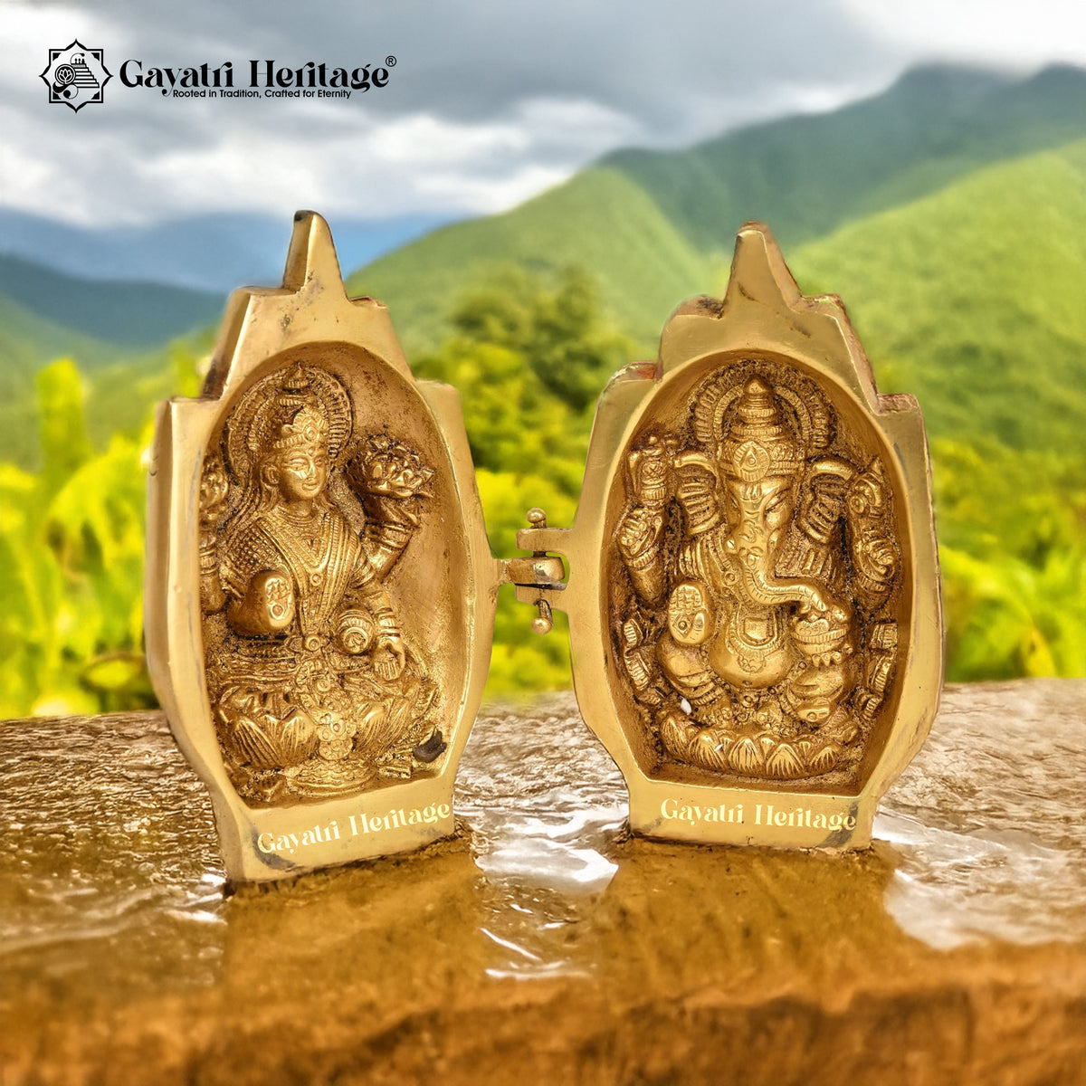 Brass Lord Ganesh & Goddess Laxmi Blessing Hand Idols – Prosperity | Gayatri Heritage