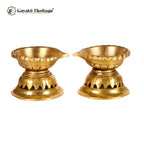 Brass Antique Vilakku Diya – Traditional Lighting Décor | Gayatri Heritage - Gayatri Heritage