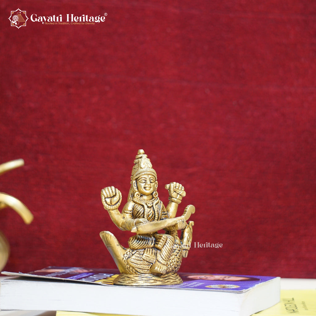 Brass Saraswati Statue – Divine Goddess of Wisdom Idol