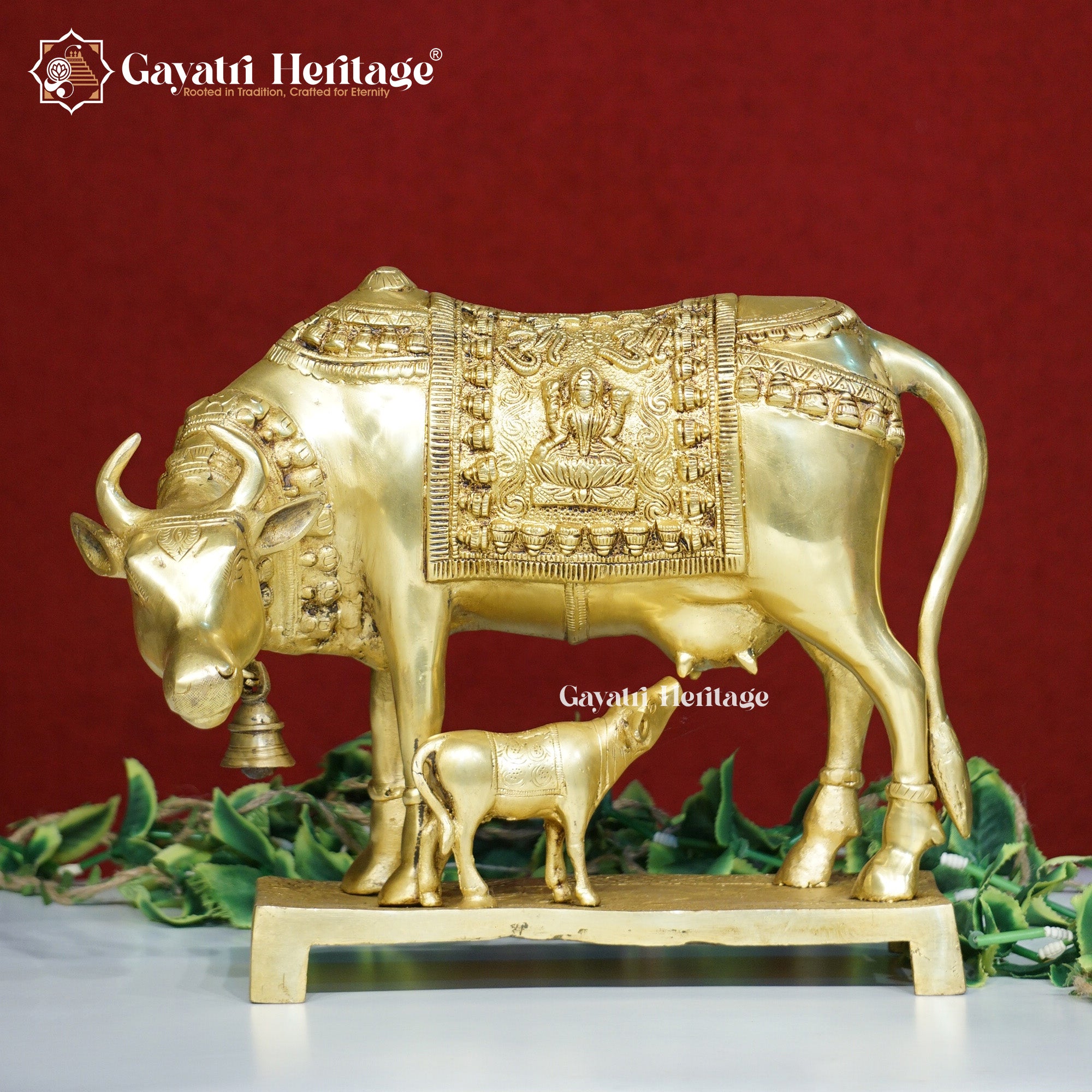 Brass Cow and Calf – Sacred Nandi Statue | Gayatri Heritage