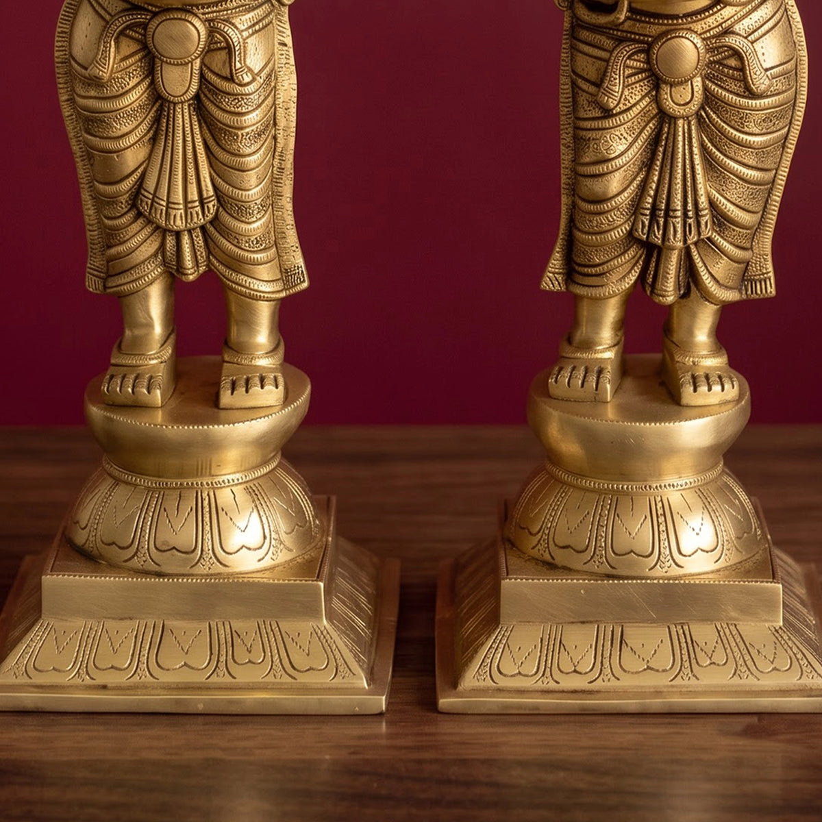 Brass Deepalakshmi Diya Pair Set of 2, Paavai Vilakku Oil Lamps with Parrots, Traditional South Indian Temple Decor