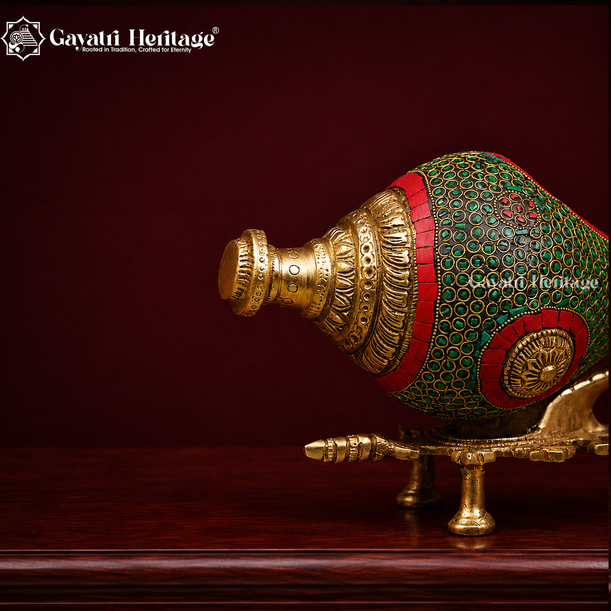 Brass Shankh with Stand in Stone Work – Divine Decor | Gayatri Heritage