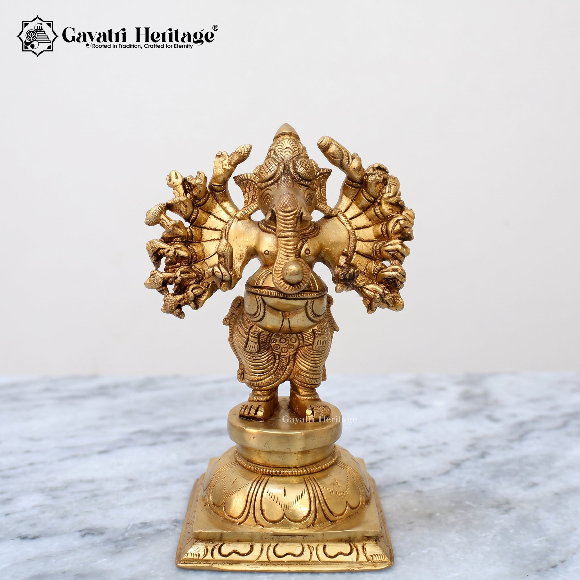Brass 18 Hands Vinayagar Statue – Powerful Divine Form