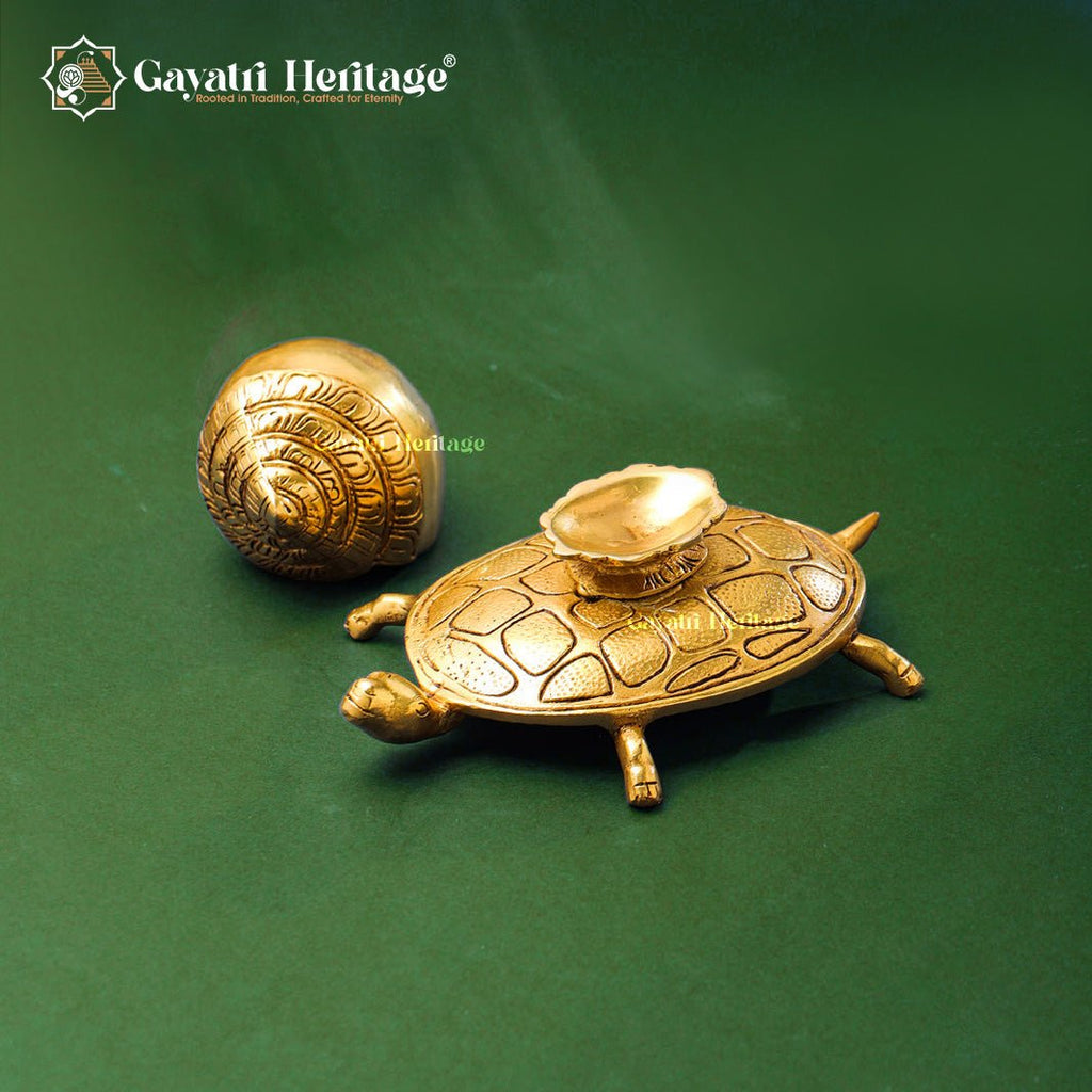 Brass Conch on Tortoise – Symbol of Prosperity and Spiritual Harmony | Gayatri Heritage - Gayatri Heritage