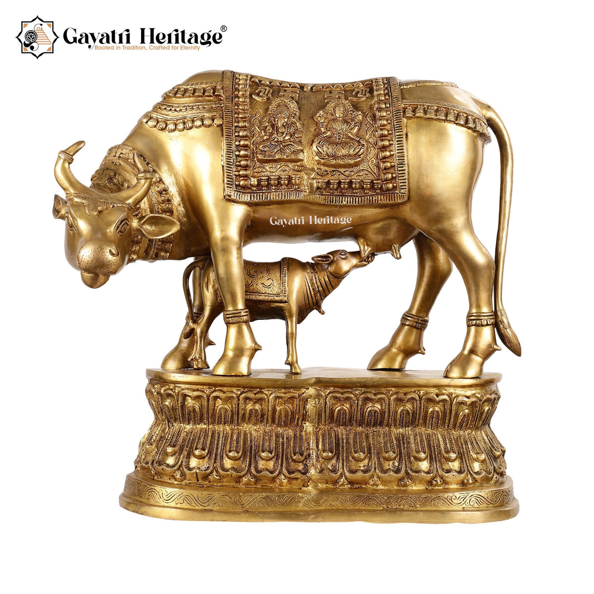 Brass Cow with Calf Statue – Symbol of Nurturing, Prosperity, and Sacred Blessings | Gayatri Heritage - Gayatri Heritage